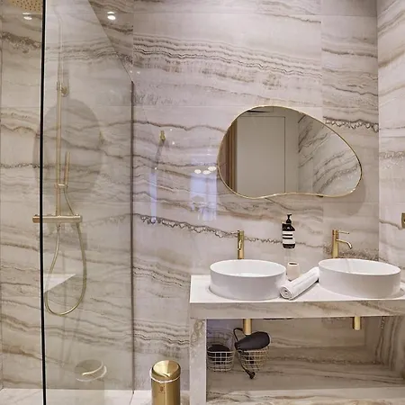 Apartment Sublime Louvre Concorde Museum By Prestige